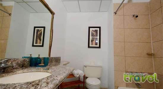 kaz kreol hotel bathroom example