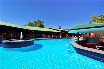 View of the Mercure Resort in Alice Springs