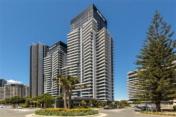 View of the Meriton Suites Broadbeach in the Gold Coast