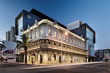 View of the The Melbourne Hotel in Perth