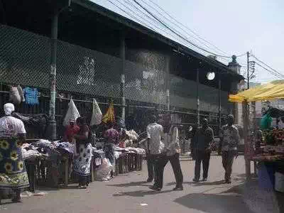 Side street shopping Mombasa