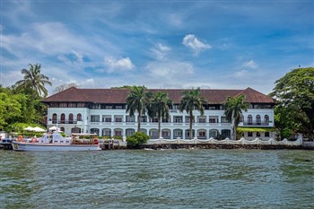 View of the Brunton Boatyard CGH Earth in Kerala