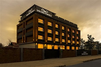 View of the Sarovar Portico in Srinagar