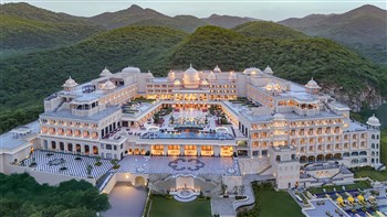 View of the Fairmont Udaipur Palace in Udaipur