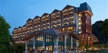 View of the Resorts World Sentosa Equarius Hotel in Sentosa