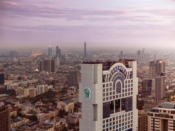 View of the Banyan Tree in Bangkok