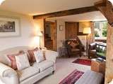 Field Cottage Lounge2