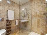 Tidewood Cottage shower