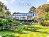 Seascape 3 bedroom luxury holiday apartment Shanklin. Isle of Wight