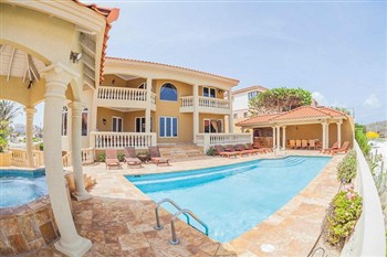 View of the Tierra del Sol Resort and Golf in Aruba
