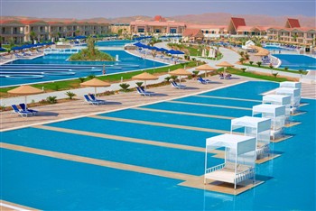 View of the Pickalbatros Sea World Resort in Marsa Alam