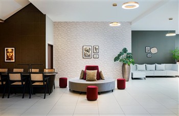 View of the Leonardo Hotel