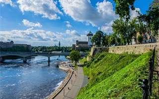 narva canal promenade