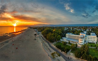 sunset parnu beach