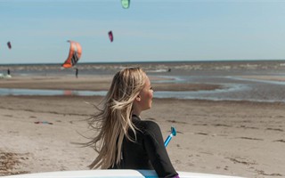 wind surfing parnu beach