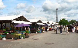 tartu local market