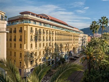 View of the Anantara Plaza Hotel in Nice