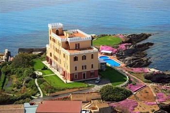 View of the Villa Las Tronas Spa Hotel in Sardinia