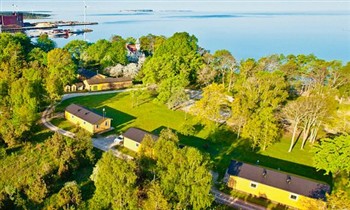 View of the Warfsholm Pensionat in Gotland