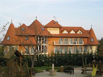 View of the Hotel Sante in Heviz