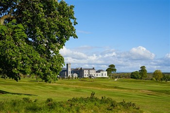 View of the Glenlo Abbey Hotel in Galway