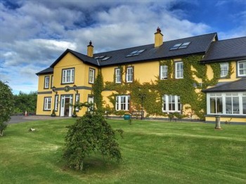 View of the Ardmore Country House Hotel in Westport