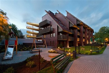 View of the Mana Suites and Sea in palanga