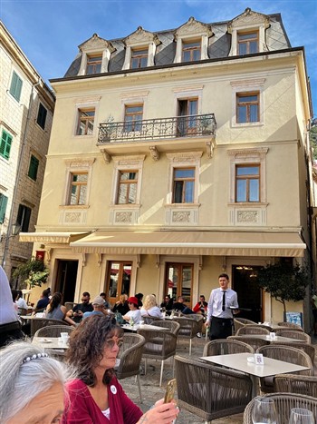 View of the Hotel Vardar in Kotor