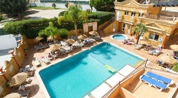 View of the Choromar Apartments