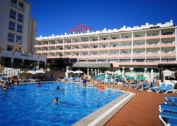 View of the O Luna Hotel da Oura