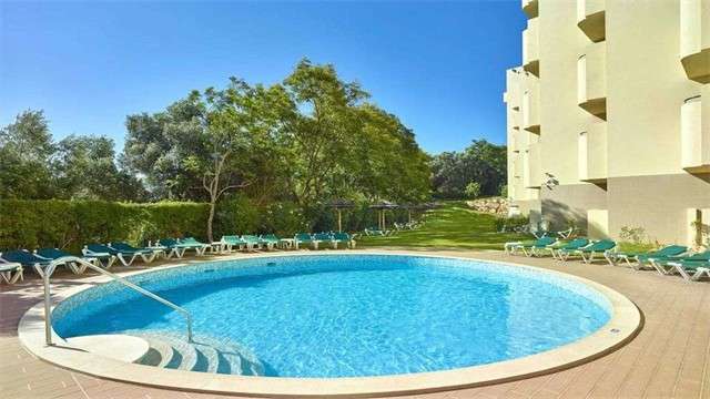 Bellavista second pool