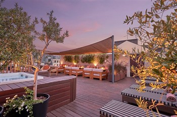 View of the PortoBay Liberdade