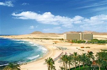 View of the Hotel Riu Oliva Beach Resort in Fuerteventura