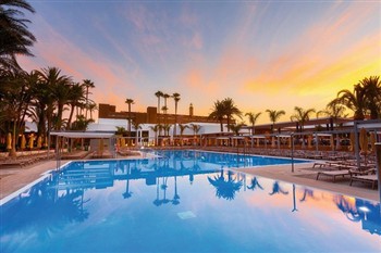 View of the Hotel Riu Palace Oasis in Gran Canaria