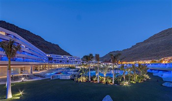 View of the Radisson Blu Resort and Spa Gran Canaria Mogan in Gran Canaria