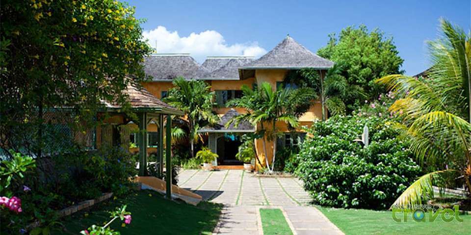exclusive villa discovery bay jamaica