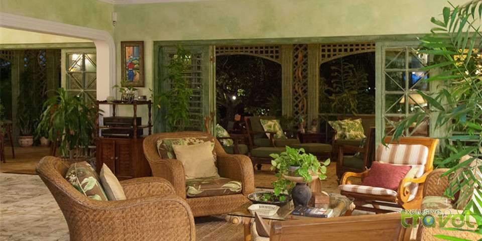 exclusive holiday villa interior living room