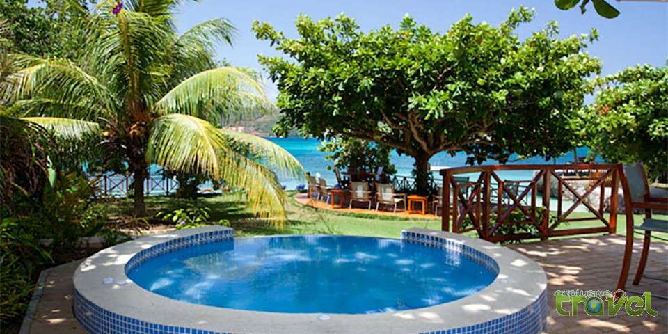 luxury vacation villa jacuzzi