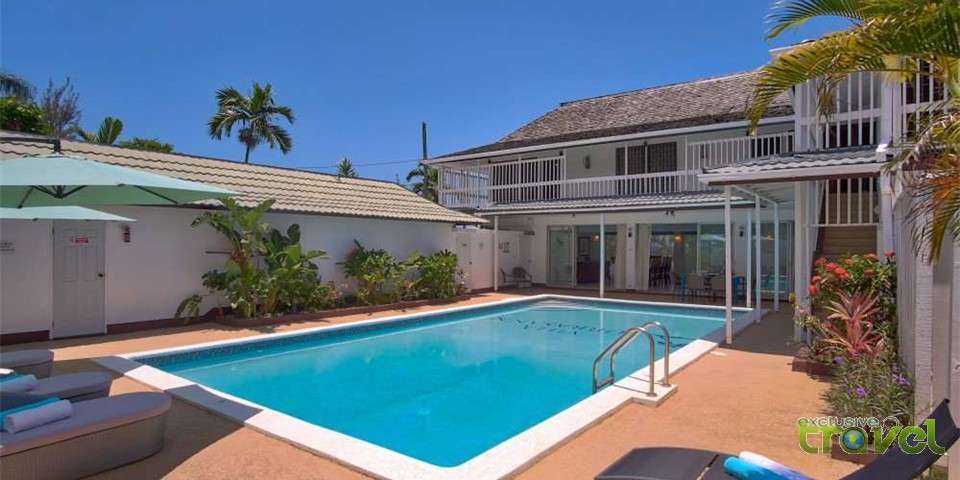 exclusive turrasann vacation villa swimming pool