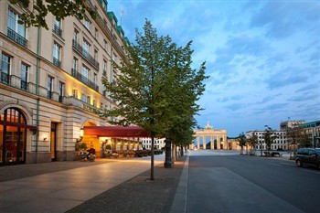 View of the Hotel Adlon Kempinski in Berlin