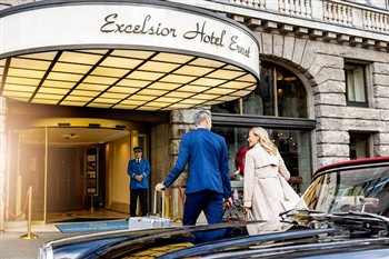 View of the Excelsior Hotel Ernst in Cologne