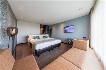 View of the Van Der Valk Hotel in Dusseldorf