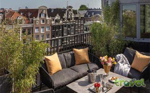 anantara grand balcony