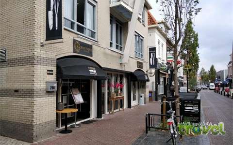 boutique suites entrance