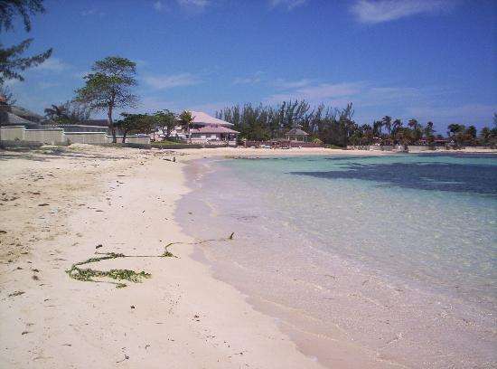 Exclusive villas at Mammee Bay estate