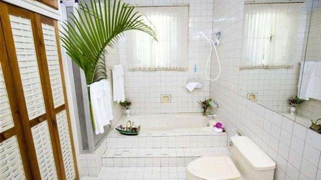 anchorage bnb bathroom