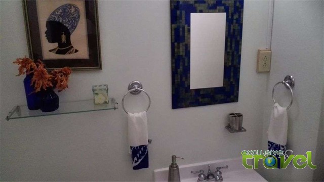 the orange quit bathroom