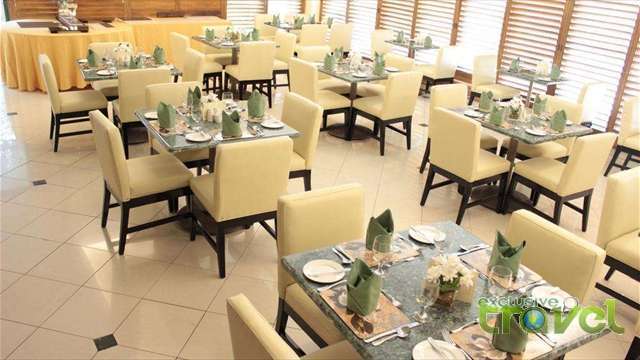 courtleigh hotel dining hall