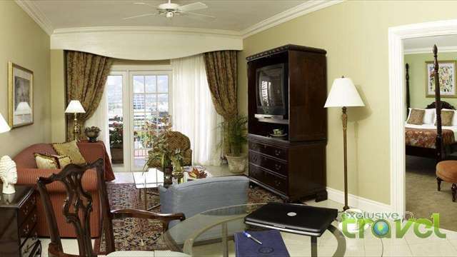 courtleigh hotel lounge