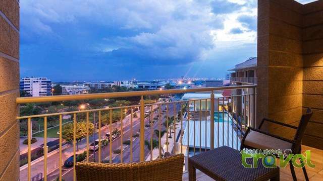  balcony marriot hotel